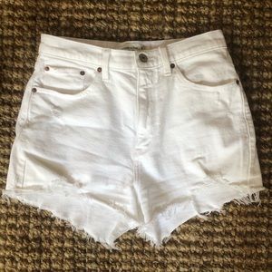 Abercrombie & Fitch Curve Love High Rise Mom Short